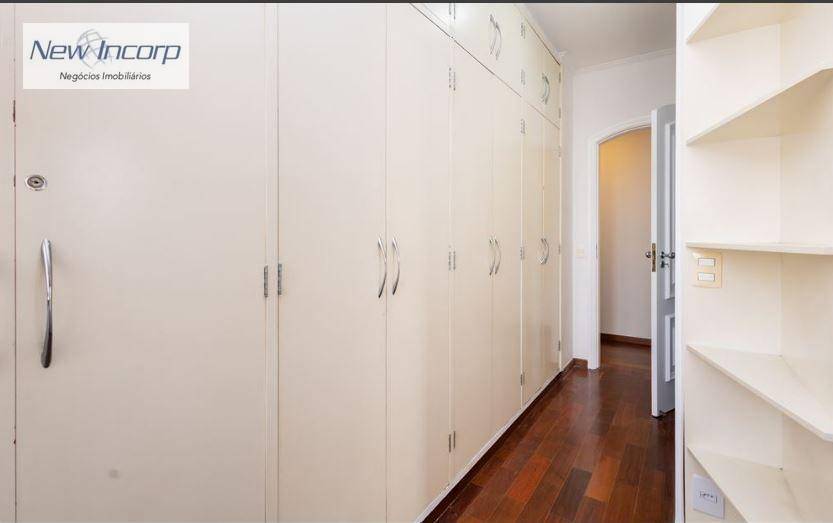 Apartamento à venda com 4 quartos, 242m² - Foto 25