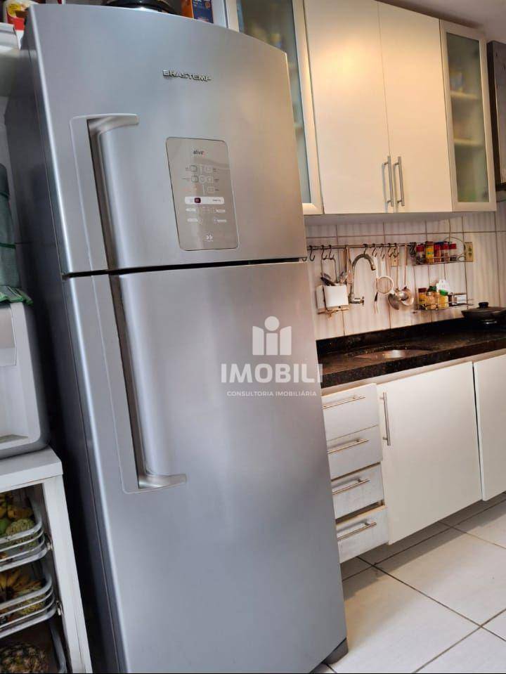 Apartamento à venda com 3 quartos, 78m² - Foto 11