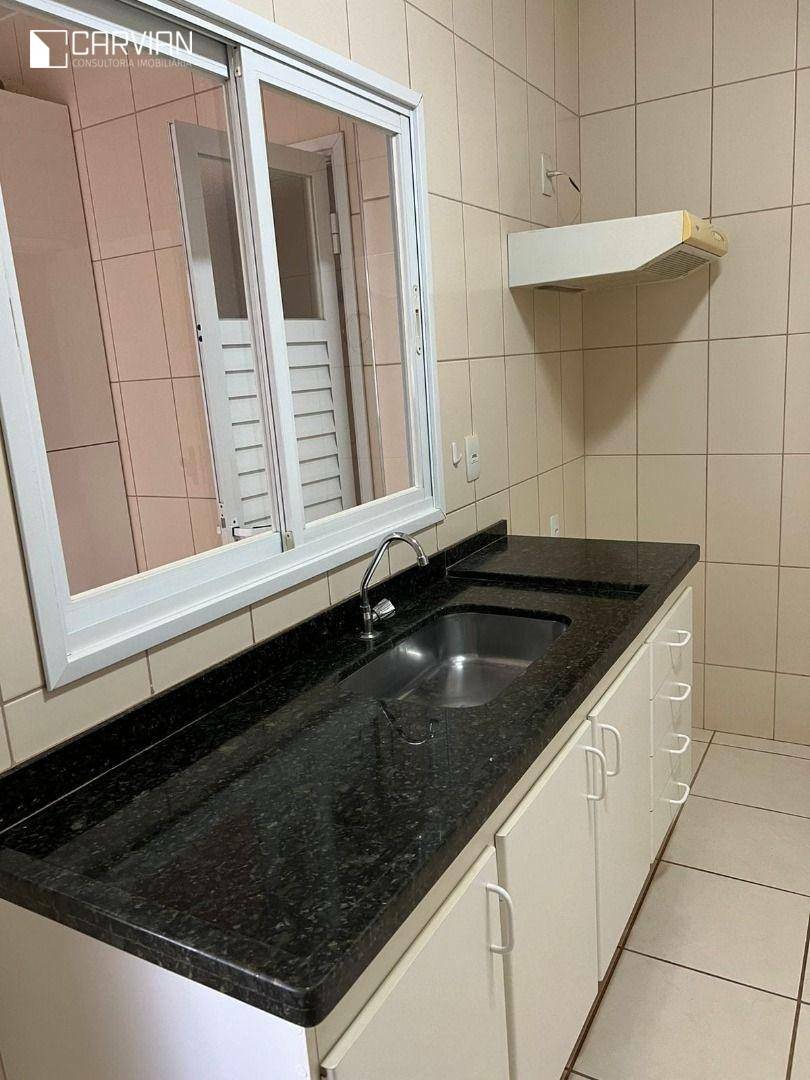Apartamento para alugar com 3 quartos, 95m² - Foto 3