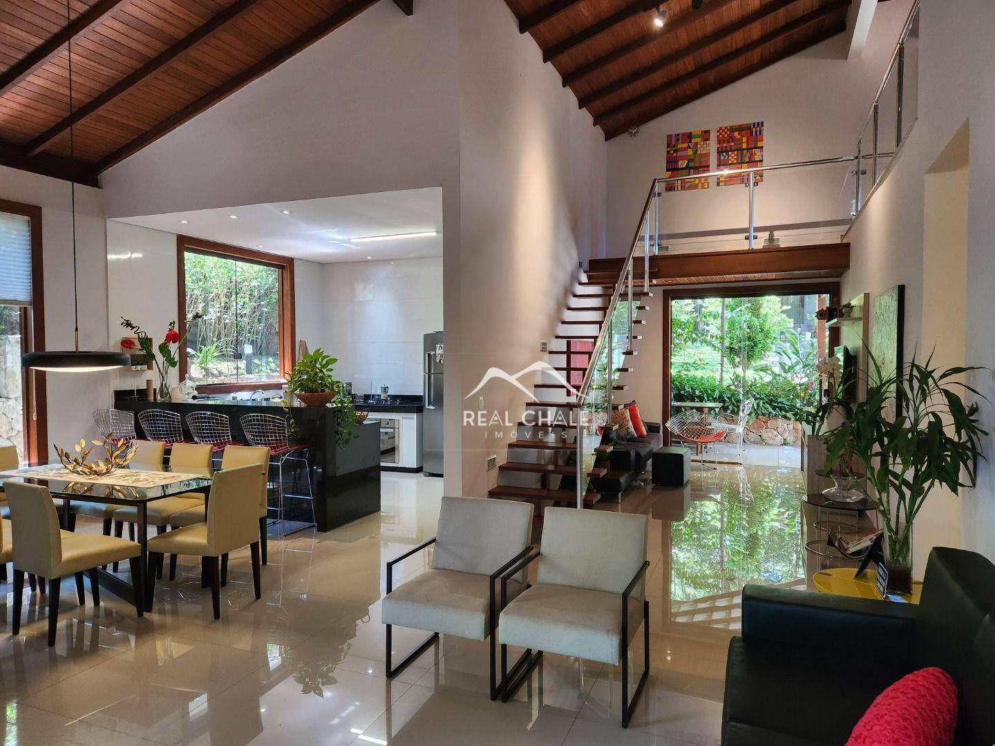 Casa de Condomínio à venda com 4 quartos, 290m² - Foto 17