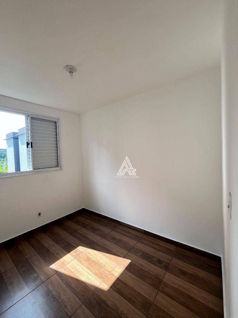 Apartamento para alugar com 2 quartos, 50m² - Foto 8