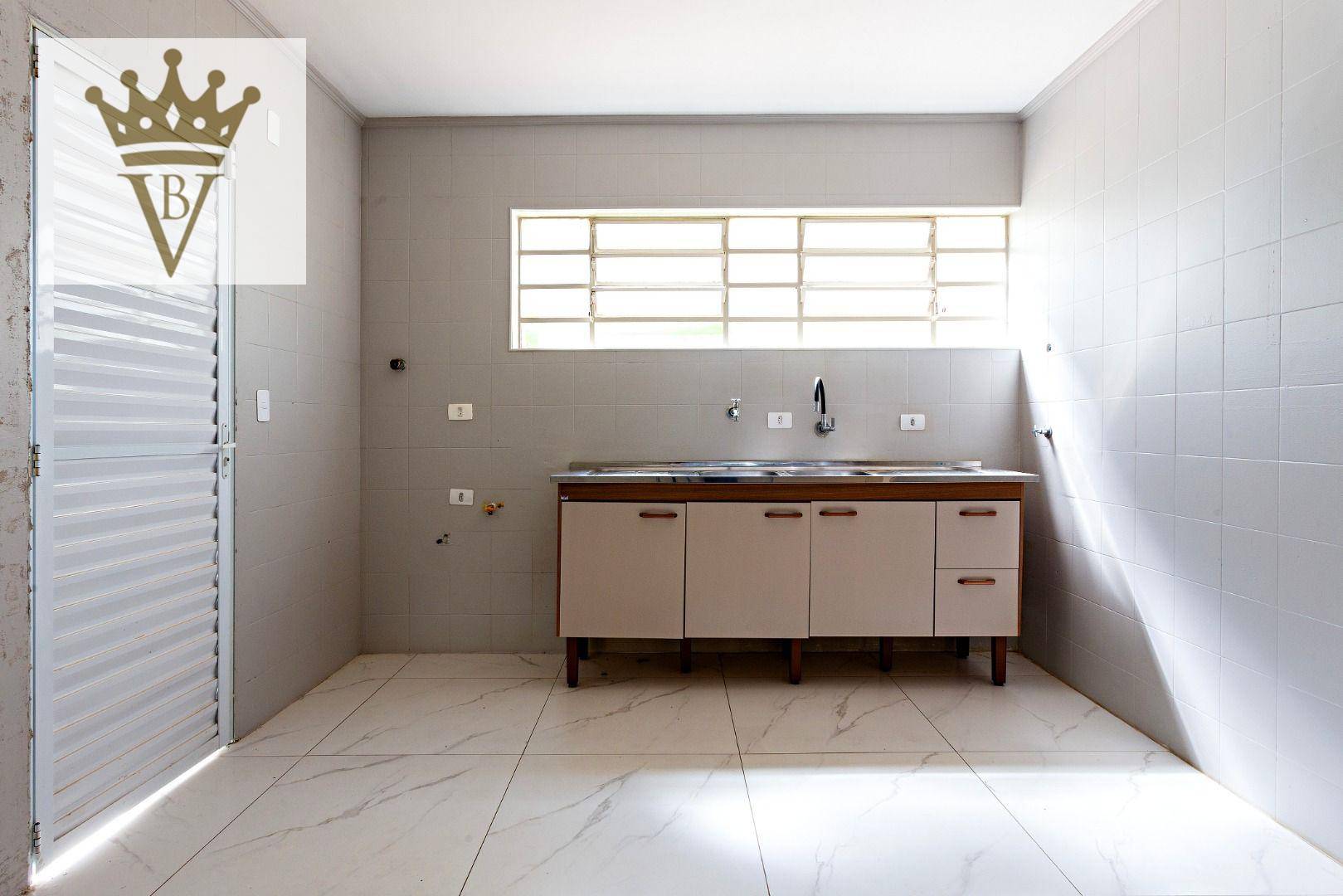 Casa à venda com 3 quartos, 239m² - Foto 17