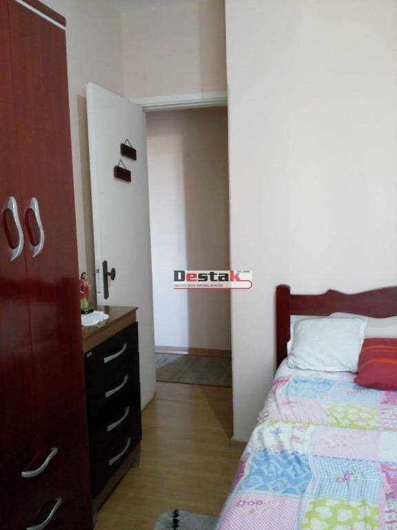 Apartamento à venda com 2 quartos, 70m² - Foto 26