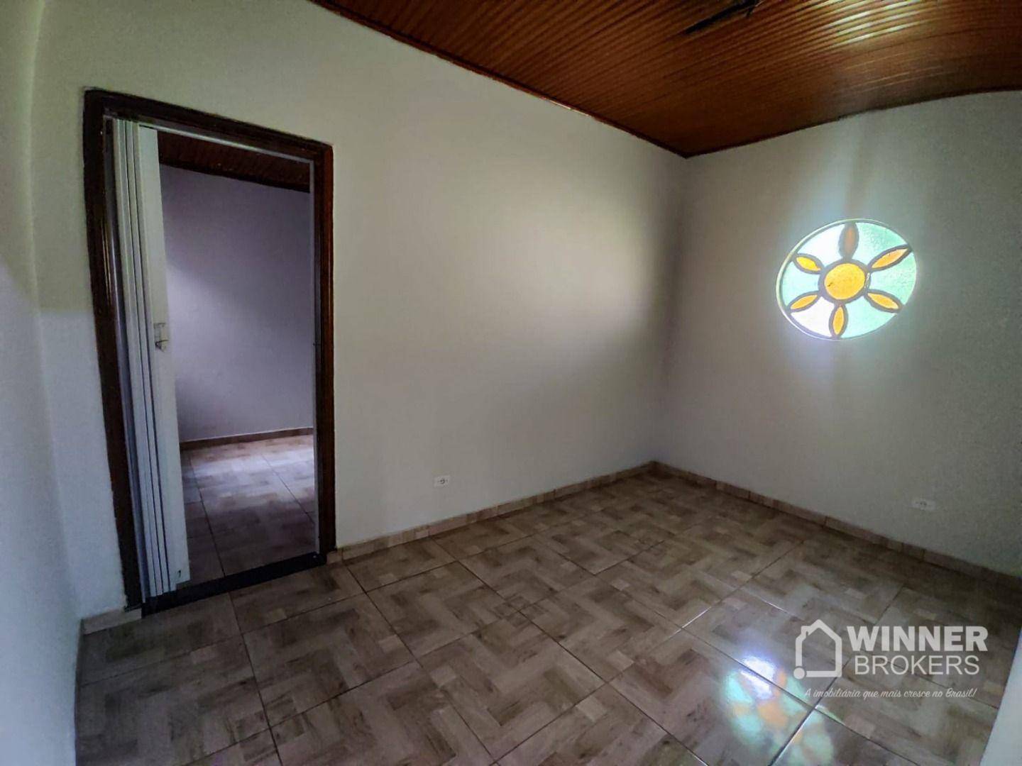 Casa para alugar com 4 quartos, 180m² - Foto 10