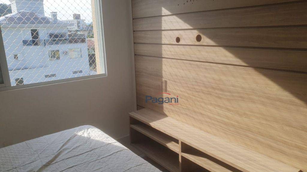 Apartamento à venda com 2 quartos, 60m² - Foto 13