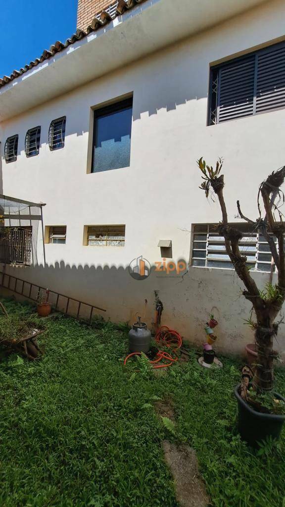 Sobrado à venda com 5 quartos, 270m² - Foto 15