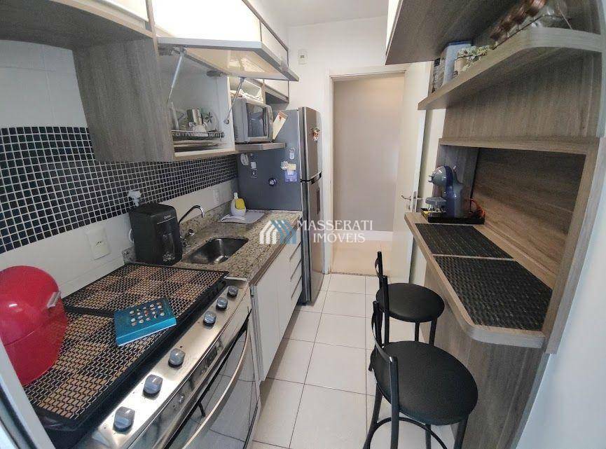 Apartamento para alugar com 2 quartos, 65m² - Foto 15