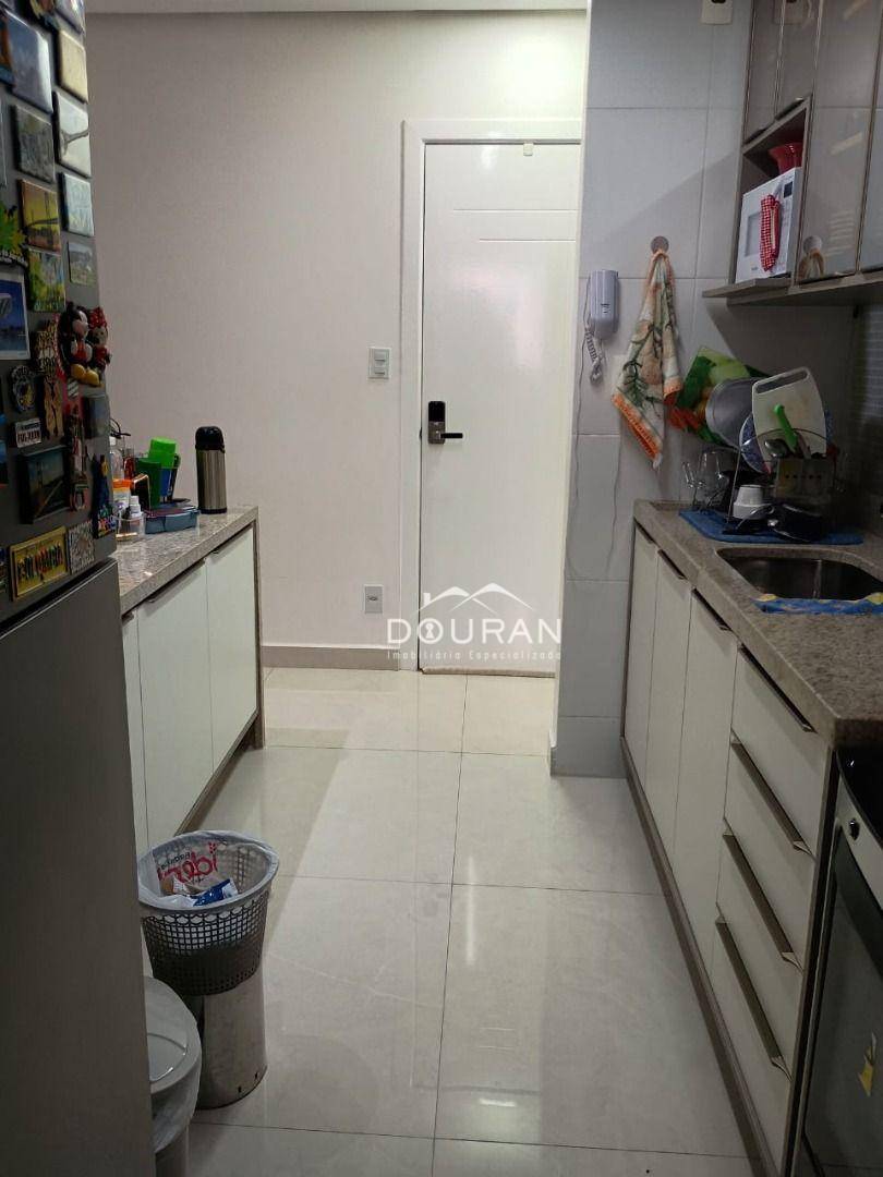 Apartamento à venda com 3 quartos, 98m² - Foto 7