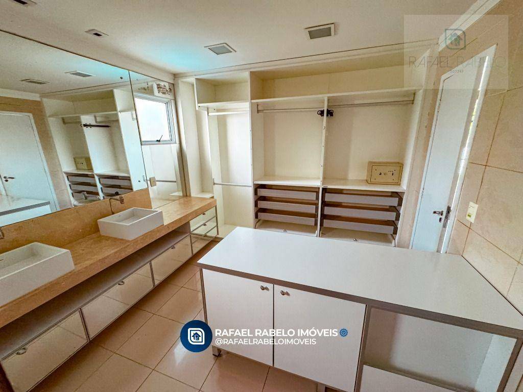 Casa de Condomínio à venda com 3 quartos, 215m² - Foto 17