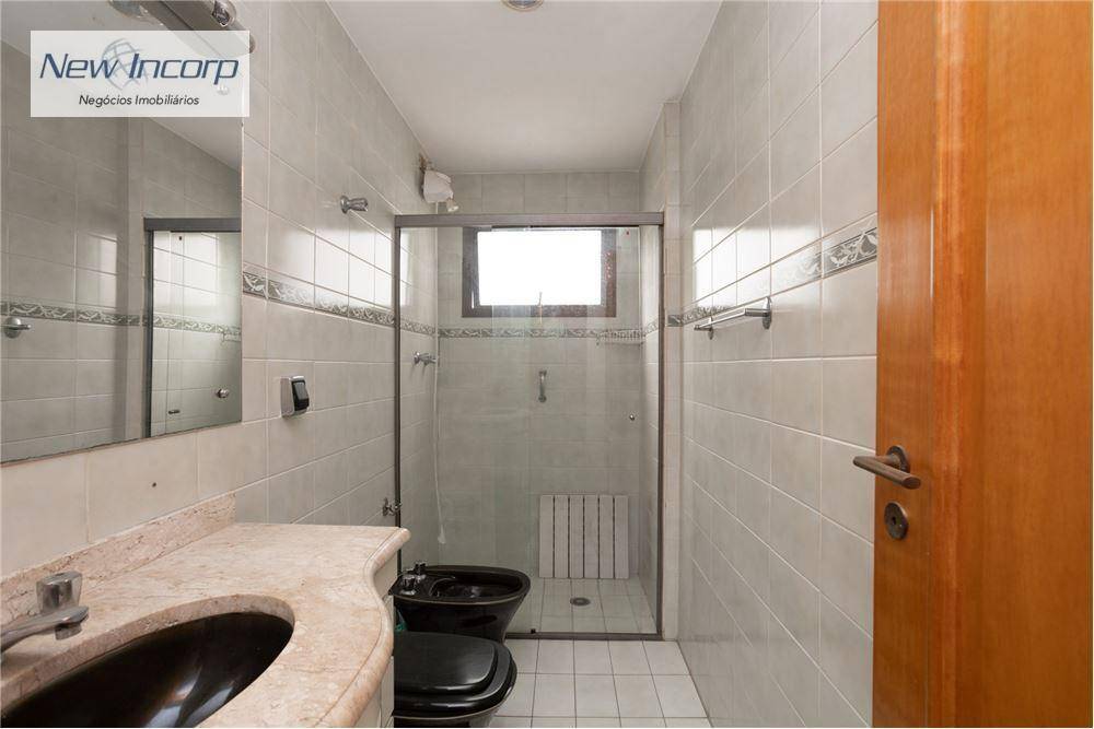 Apartamento à venda com 4 quartos, 204m² - Foto 30