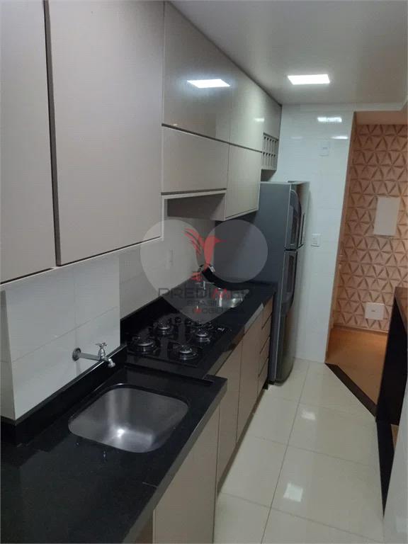 Apartamento à venda com 2 quartos, 58m² - Foto 4