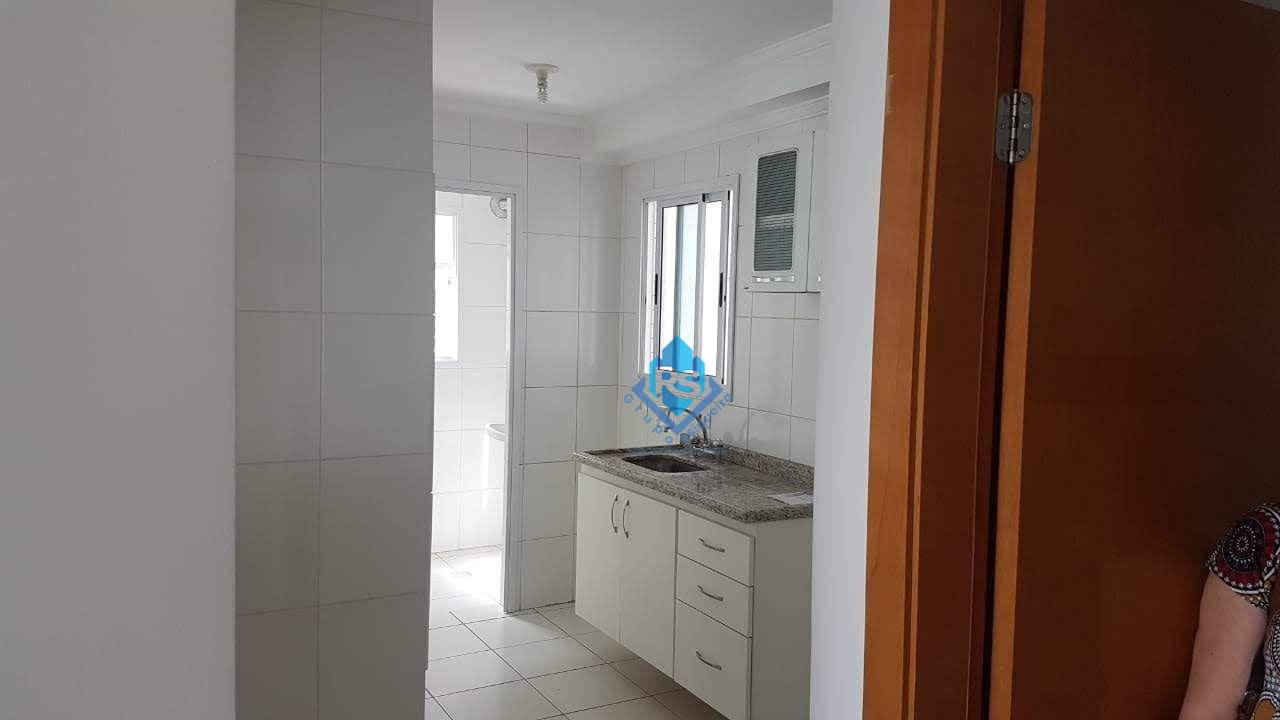 Apartamento à venda com 2 quartos, 70m² - Foto 7