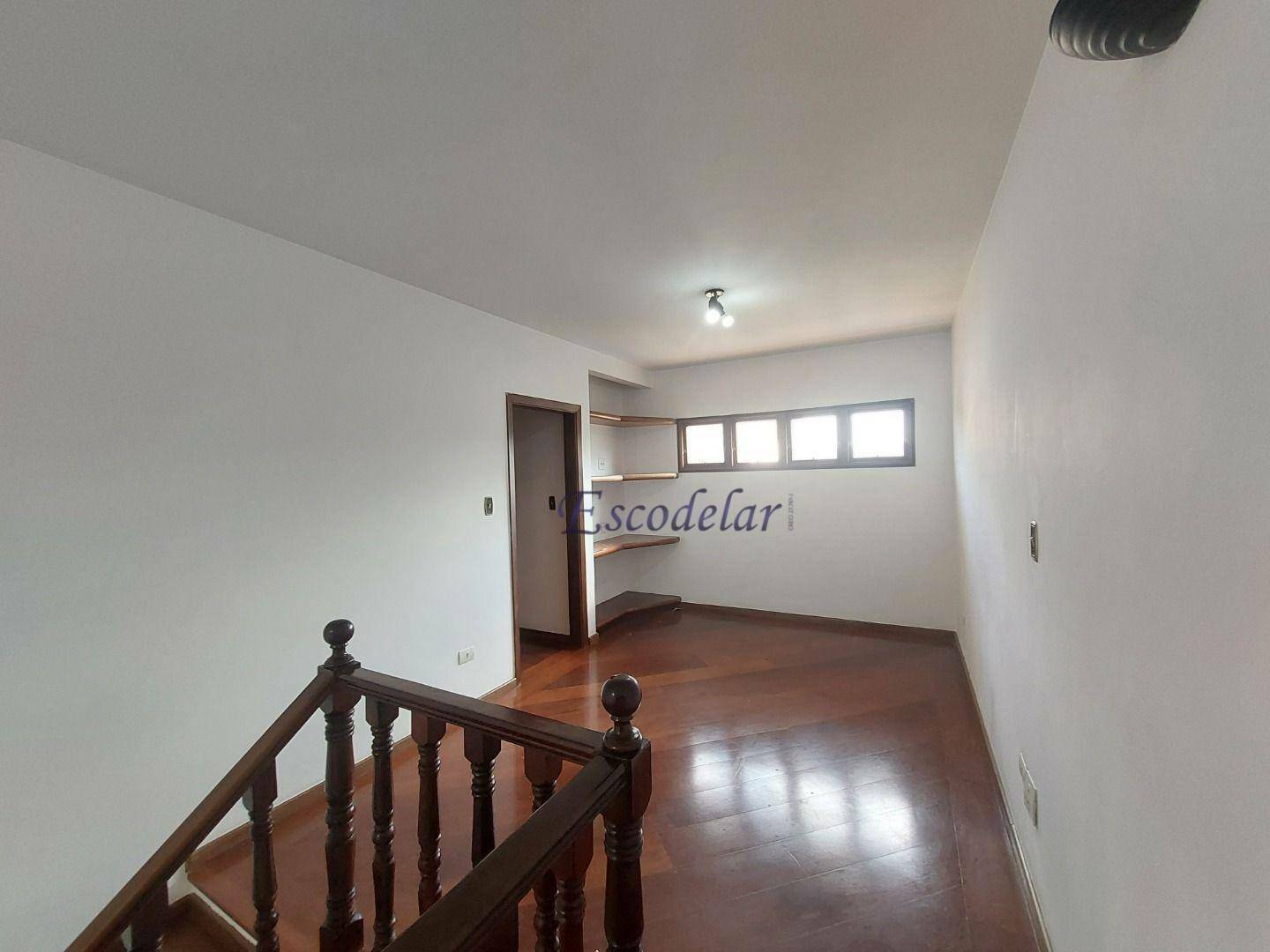 Casa de Condomínio para alugar com 4 quartos, 383m² - Foto 37