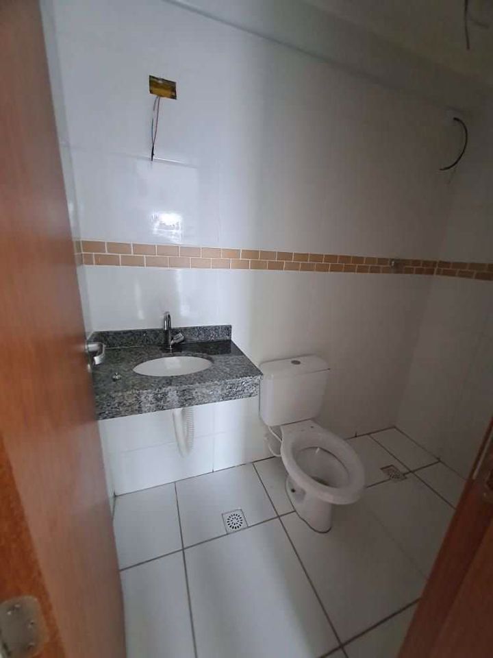 Apartamento à venda com 2 quartos, 57m² - Foto 2