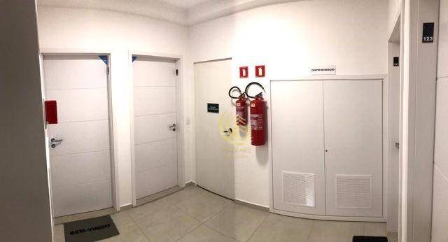 Apartamento à venda com 2 quartos, 65m² - Foto 17