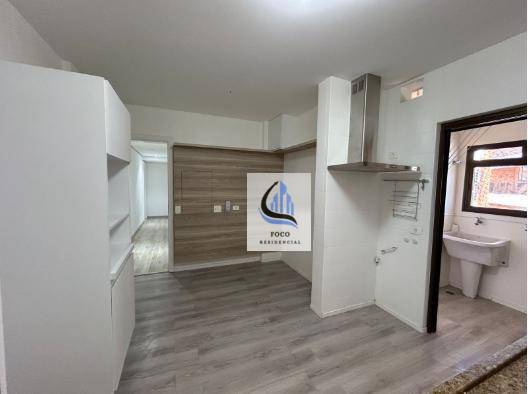 Apartamento para alugar com 4 quartos, 147m² - Foto 8