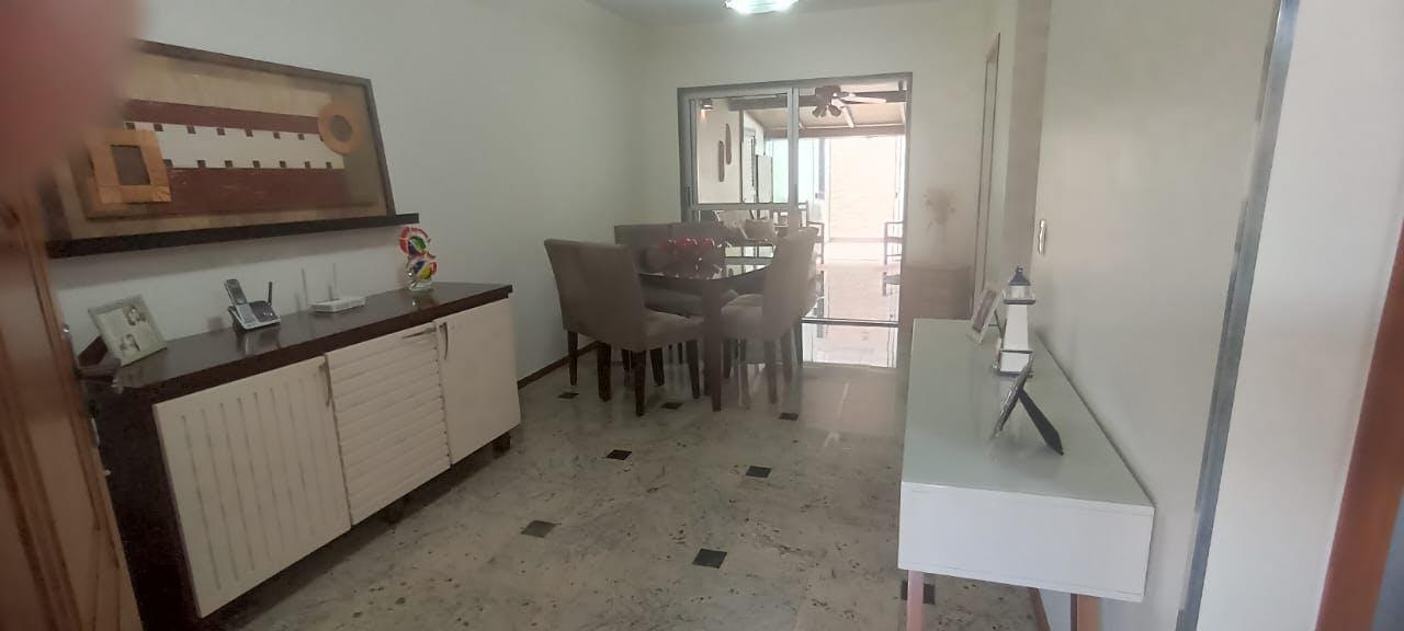 Casa à venda com 3 quartos, 125m² - Foto 2