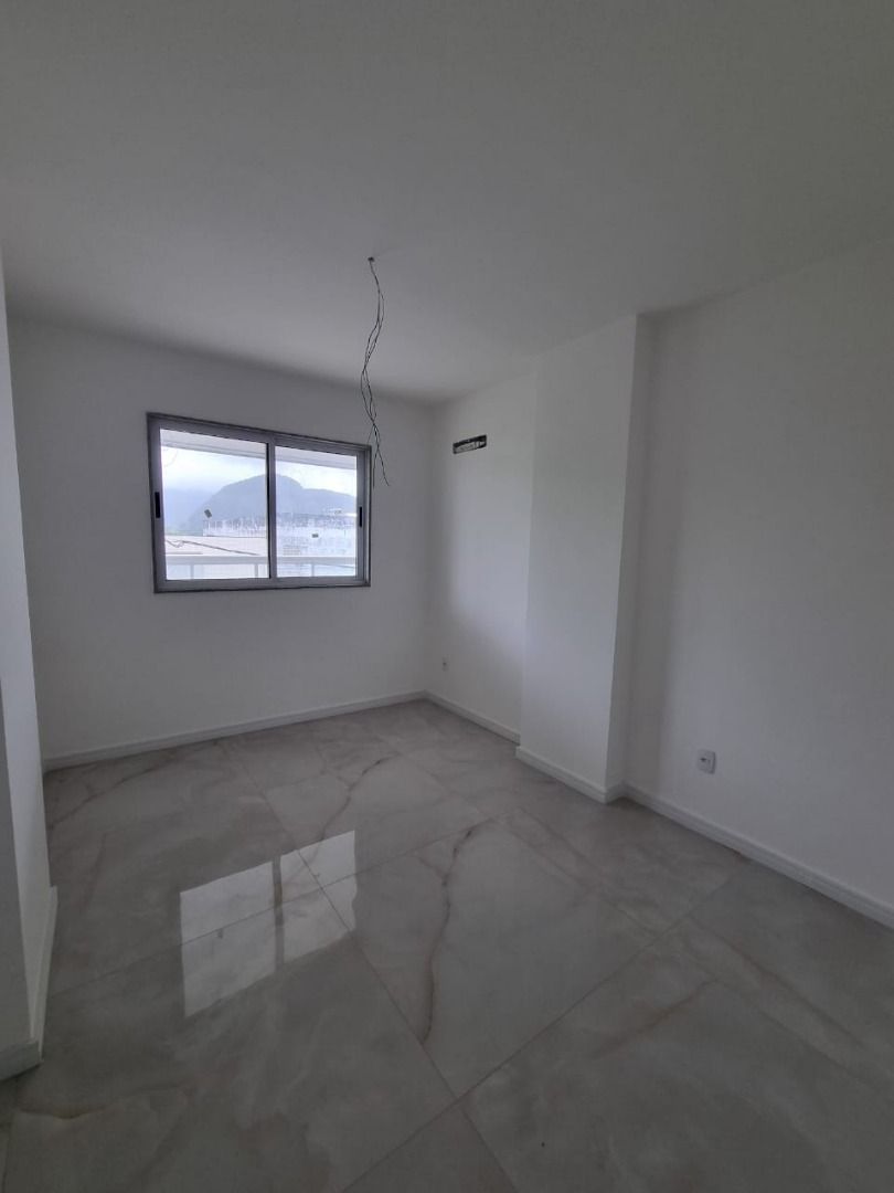 Apartamento à venda com 3 quartos, 110m² - Foto 4