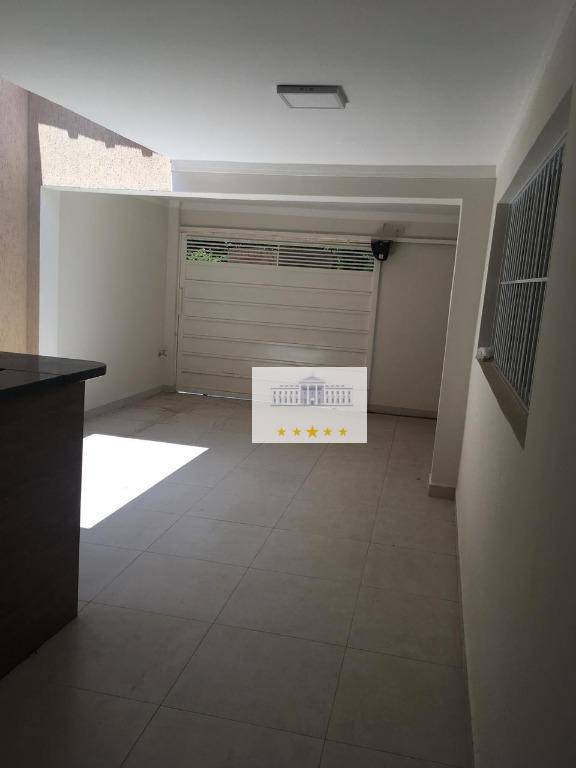 Casa à venda com 3 quartos, 240m² - Foto 10