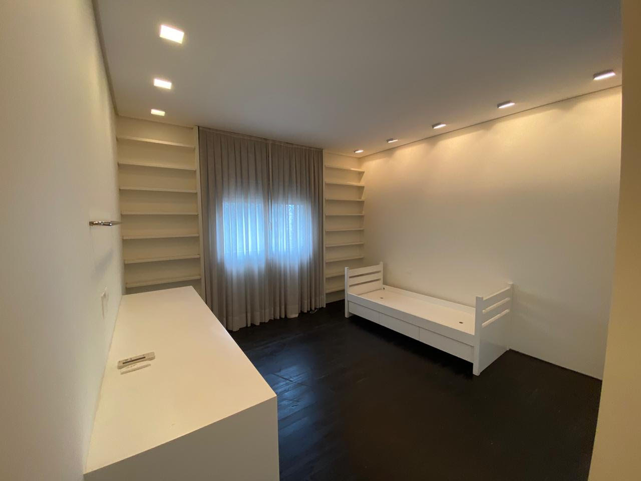 Apartamento à venda com 6 quartos, 433m² - Foto 17