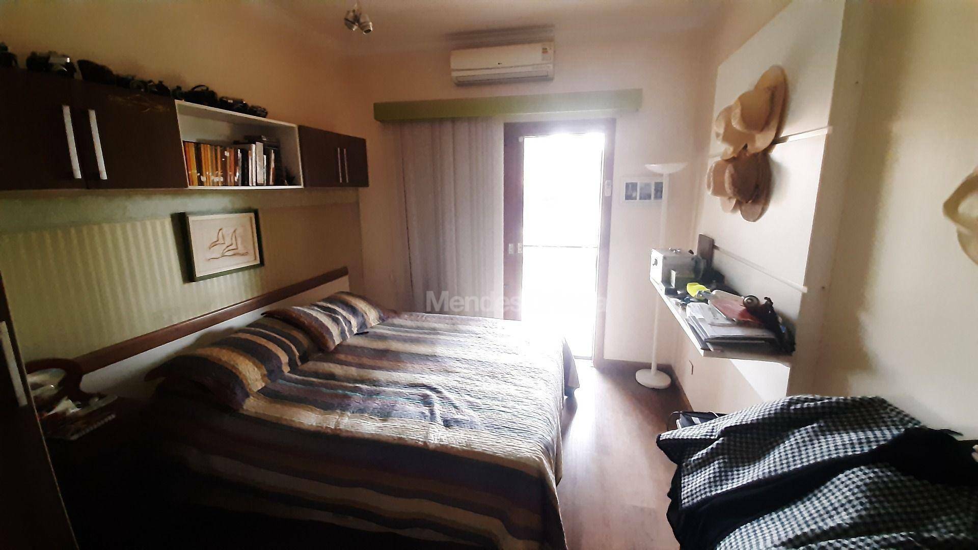 Casa de Condomínio à venda com 4 quartos, 378m² - Foto 10