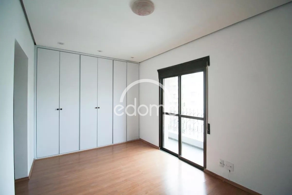 Apartamento para alugar com 4 quartos, 368m² - Foto 13