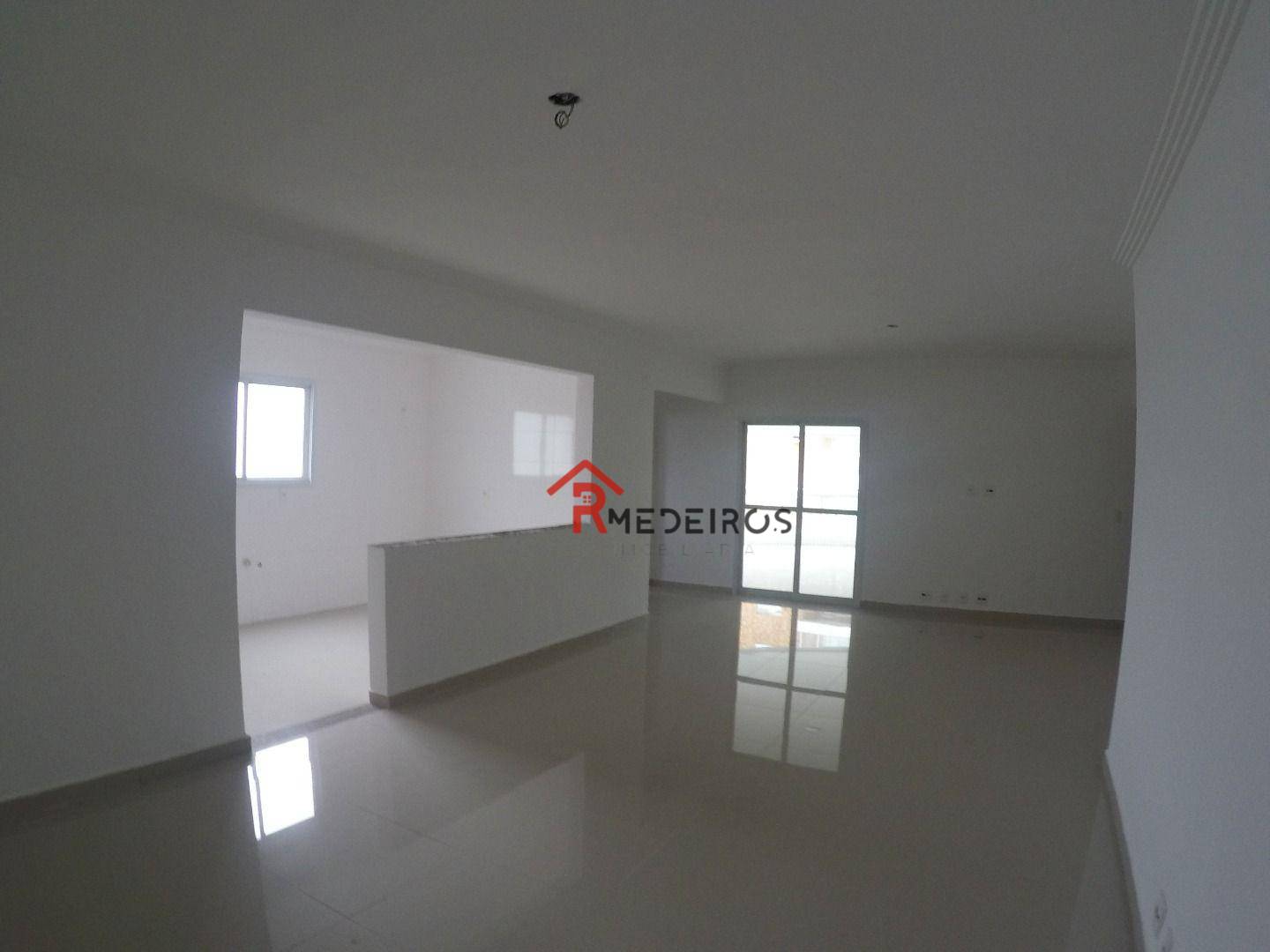 Apartamento à venda com 3 quartos, 172m² - Foto 4