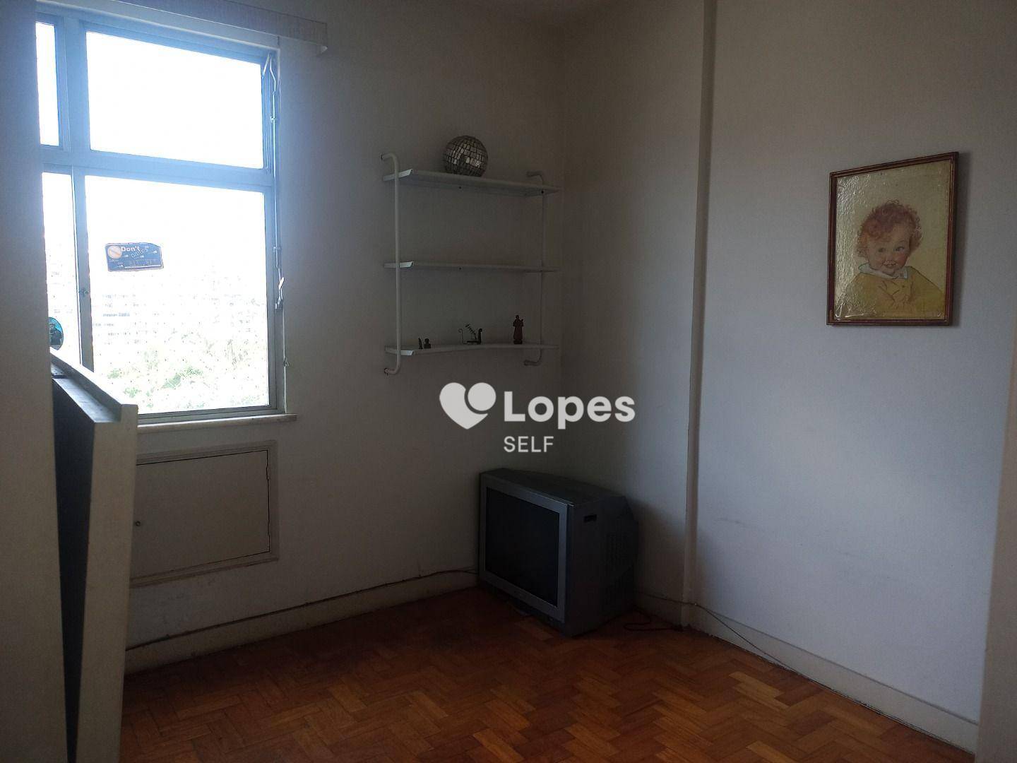 Apartamento à venda com 4 quartos, 150m² - Foto 13