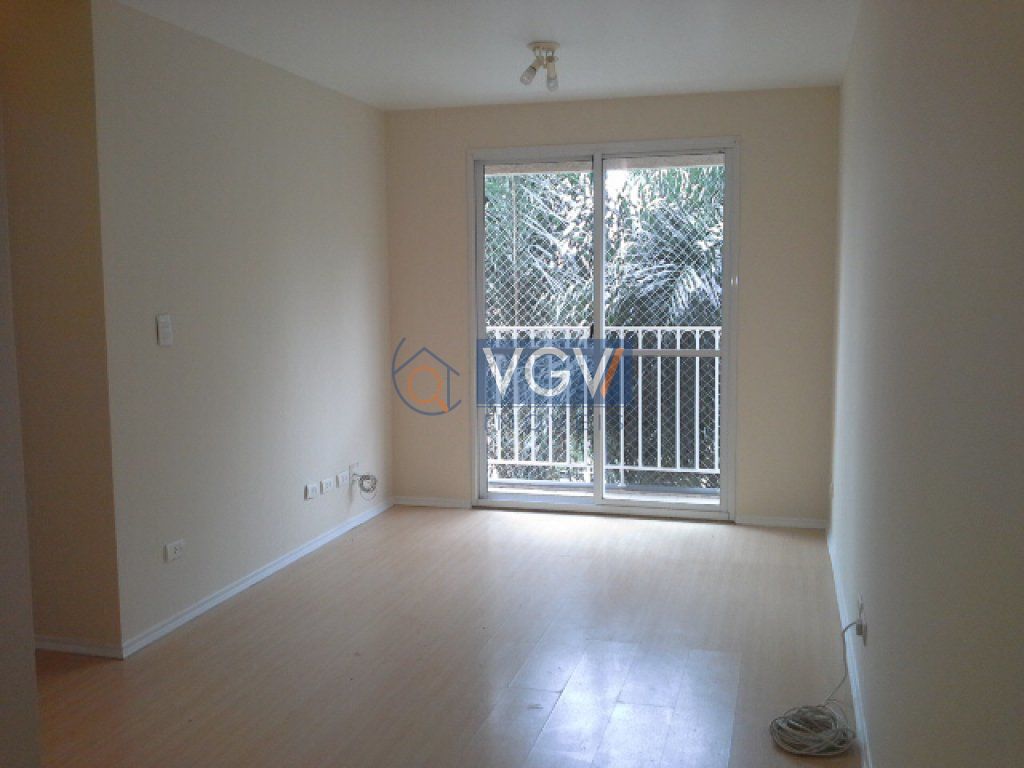 Apartamento para alugar com 3 quartos, 70m² - Foto 1