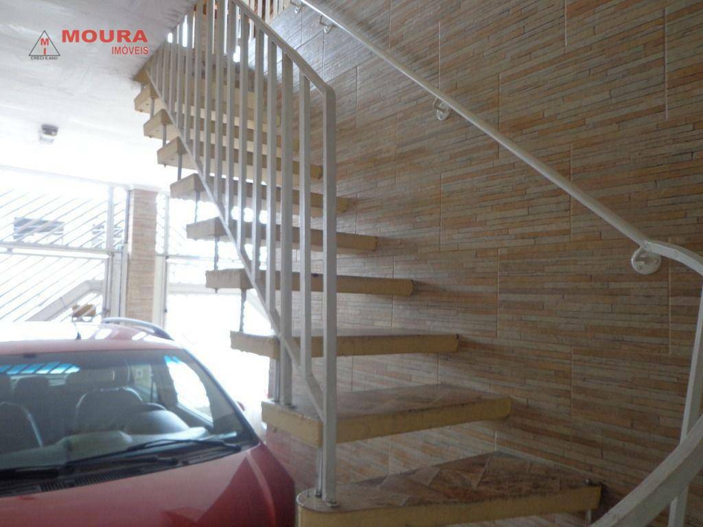 Casa à venda com 4 quartos, 215m² - Foto 15