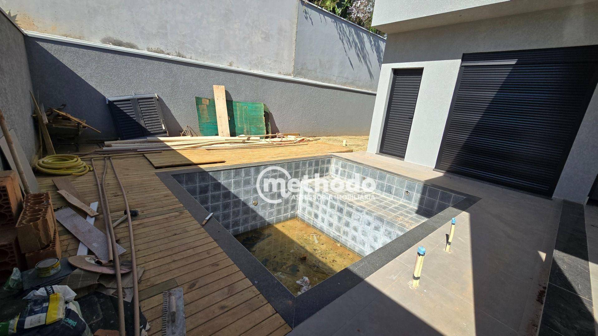 Casa de Condomínio à venda com 4 quartos, 300m² - Foto 35