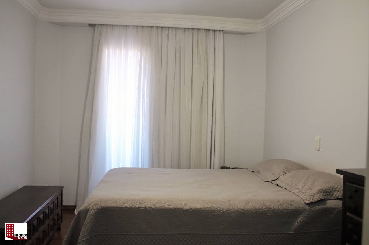 Apartamento à venda com 3 quartos, 198m² - Foto 16