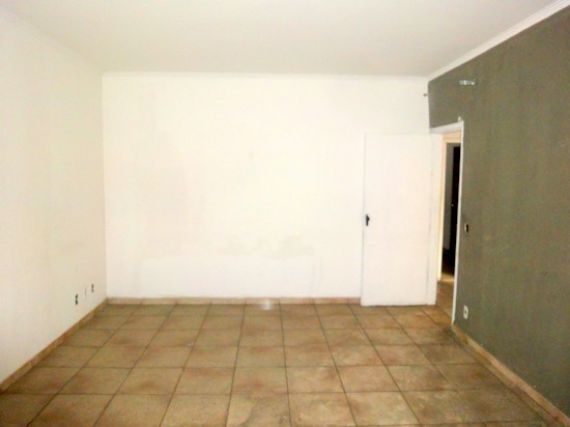 Apartamento à venda com 3 quartos, 98m² - Foto 2