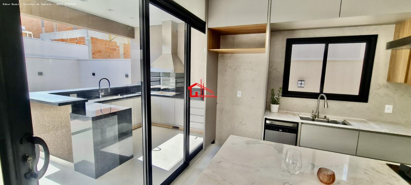 Casa de Condomínio à venda com 3 quartos, 285m² - Foto 21