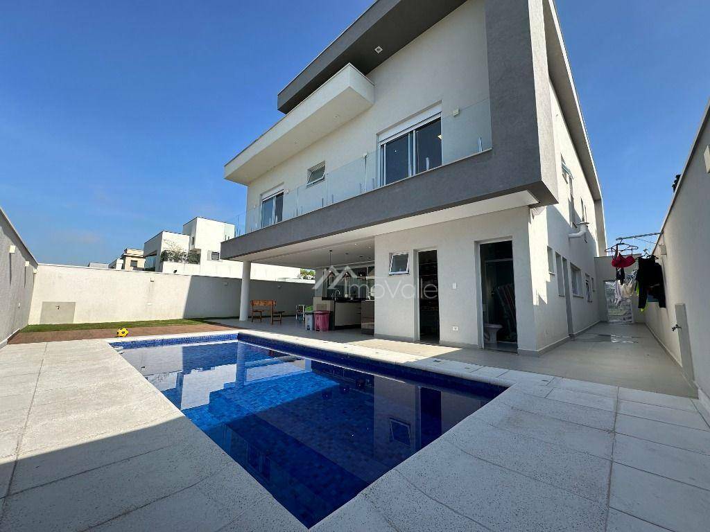 Casa de Condomínio à venda com 5 quartos, 397m² - Foto 1