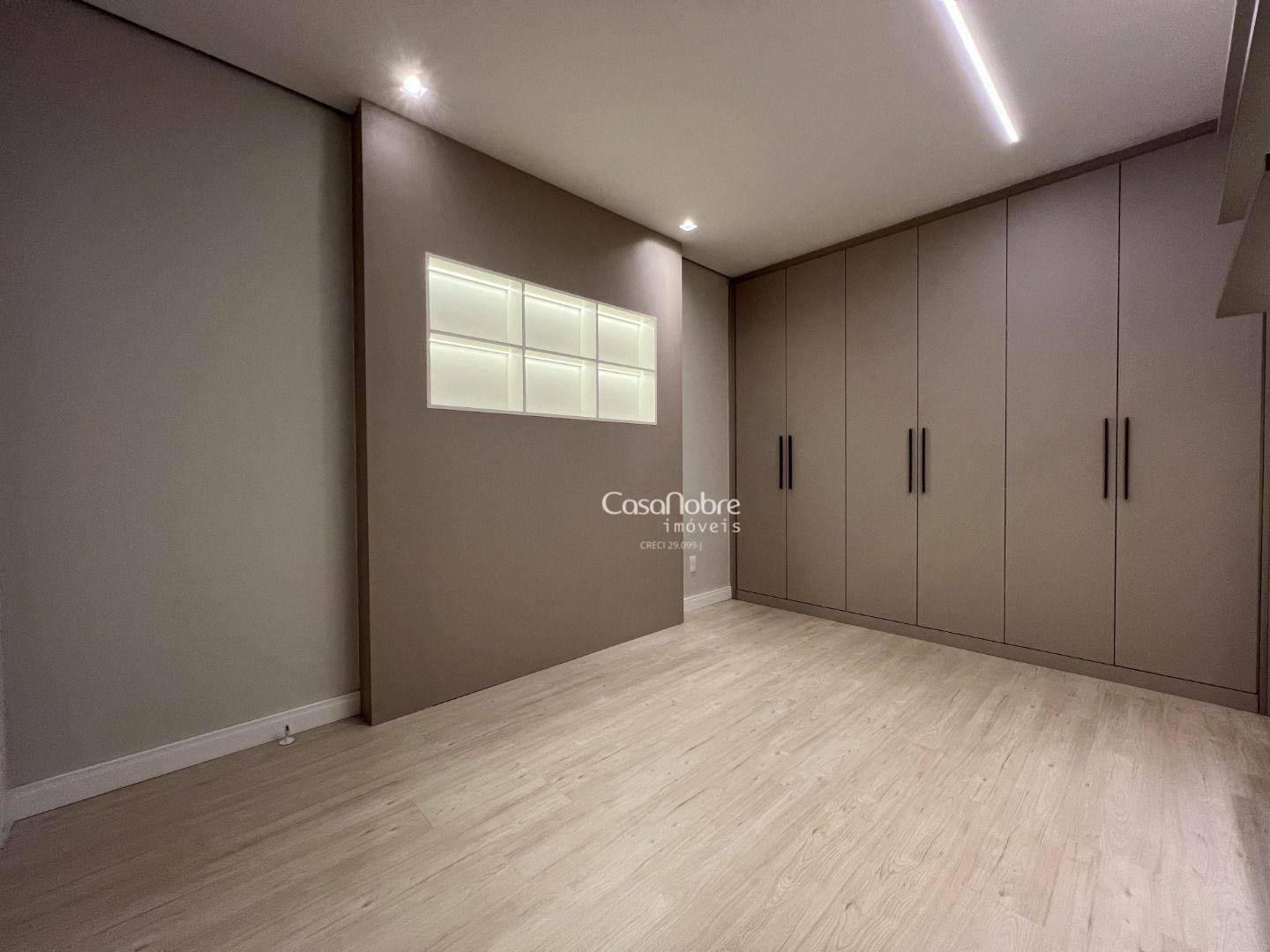 Apartamento para alugar com 3 quartos, 155m² - Foto 29