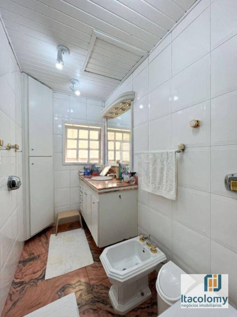 Casa de Condomínio à venda com 3 quartos, 450m² - Foto 4