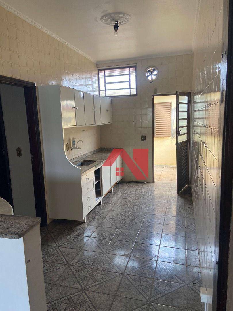 Casa à venda com 2 quartos, 100m² - Foto 20