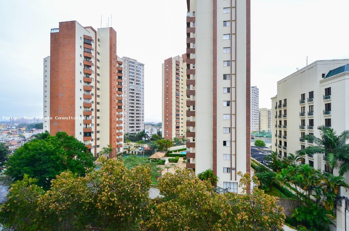 Apartamento à venda com 4 quartos, 226m² - Foto 17