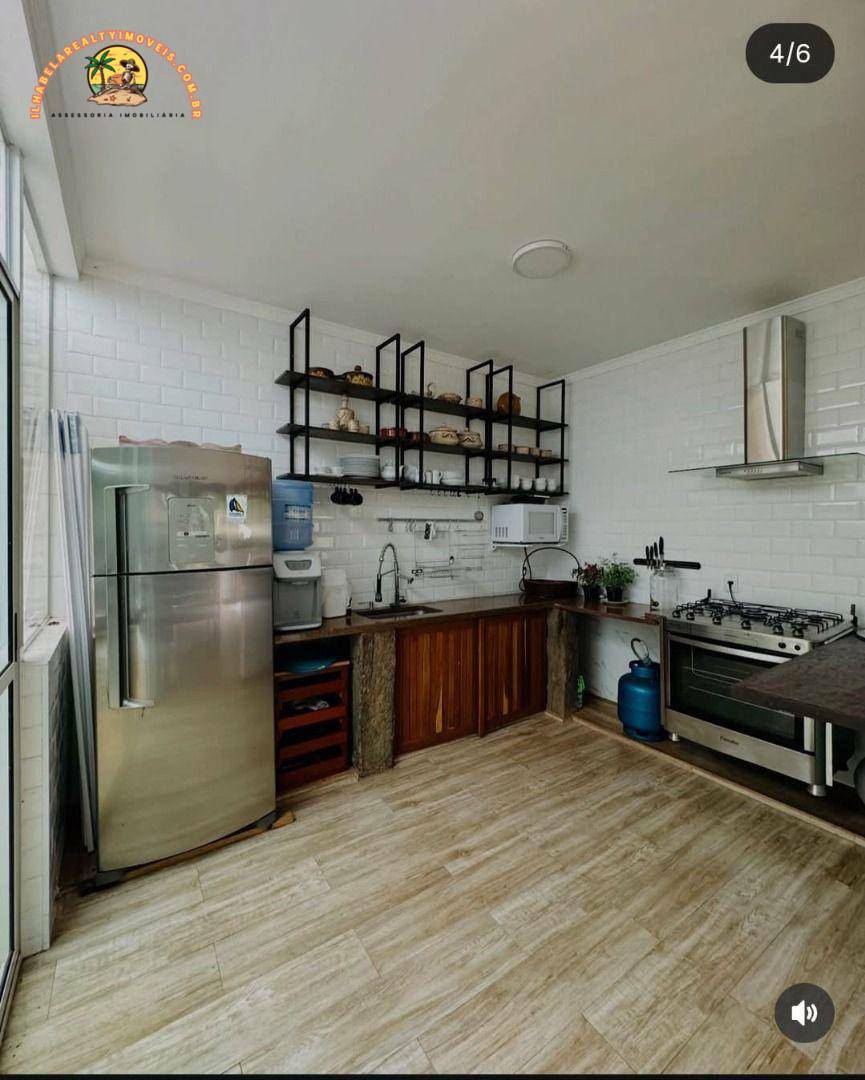 Casa para alugar com 6 quartos, 200m² - Foto 7