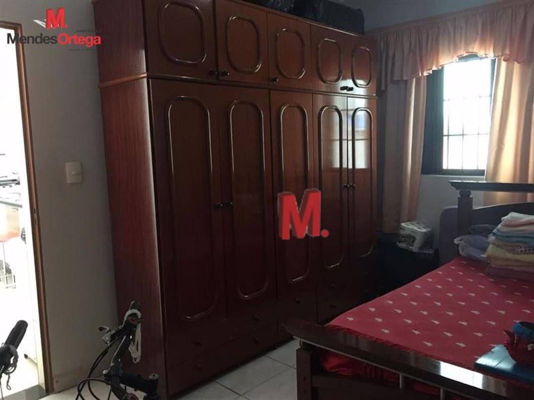 Casa à venda com 4 quartos, 254m² - Foto 13