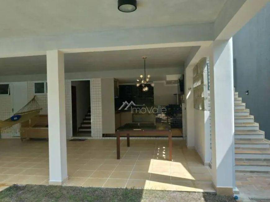 Casa de Condomínio para alugar com 4 quartos, 470m² - Foto 33