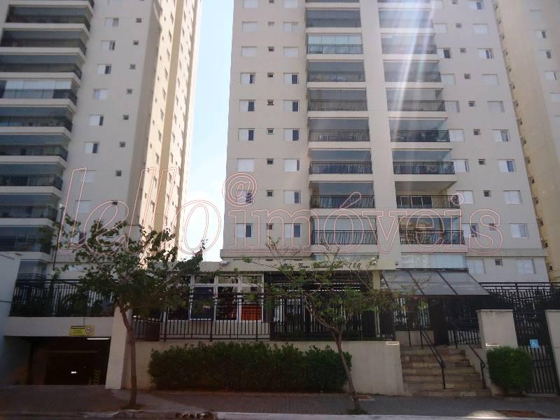 Apartamento para alugar com 3 quartos, 140m² - Foto 42