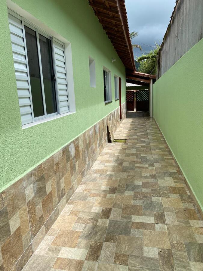 Casa à venda com 2 quartos, 143m² - Foto 2