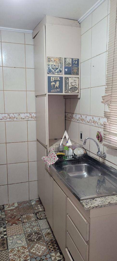 Apartamento à venda com 2 quartos, 74m² - Foto 11