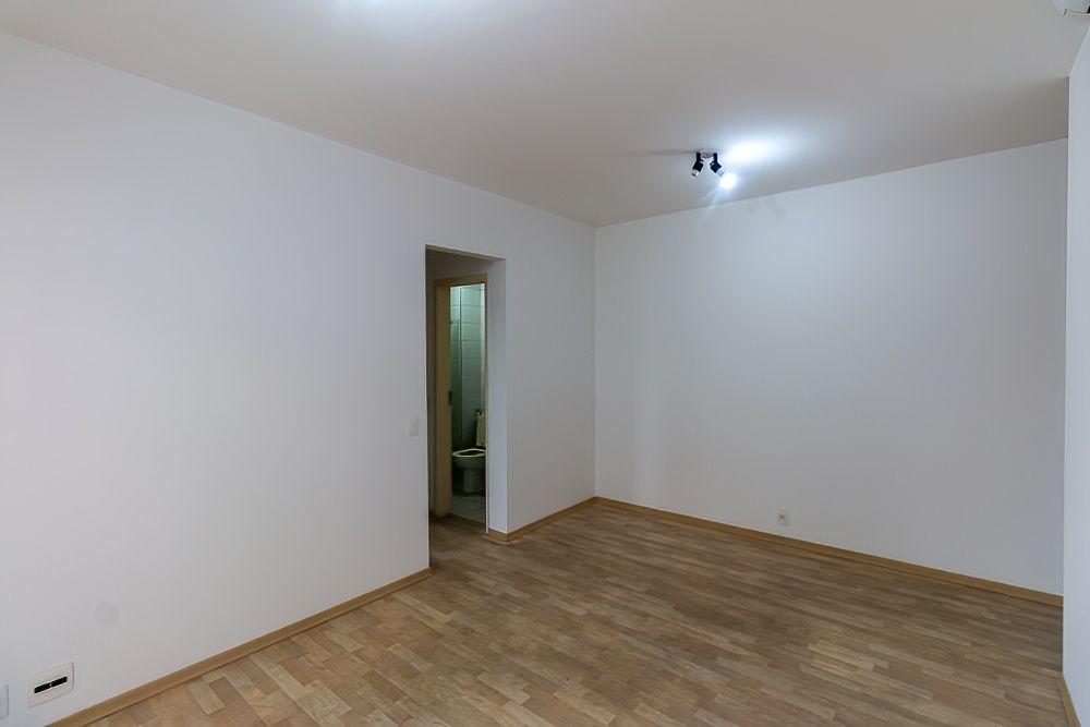 Apartamento à venda com 2 quartos, 60m² - Foto 10