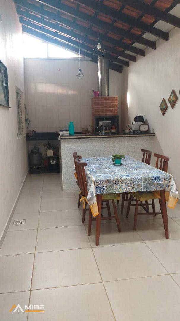 Casa à venda e aluguel com 3 quartos, 162m² - Foto 12