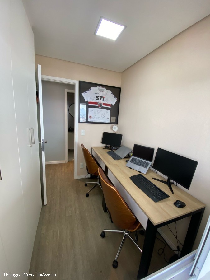 Apartamento à venda com 2 quartos, 67m² - Foto 18