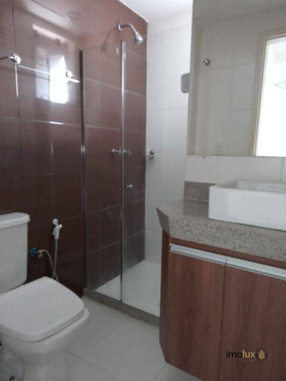 Apartamento para alugar com 2 quartos, 70m² - Foto 2