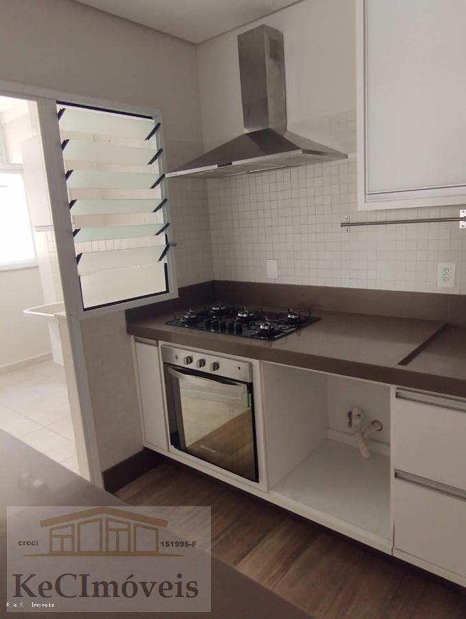 Apartamento à venda com 3 quartos, 108m² - Foto 4